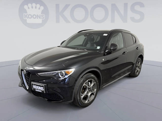 2023 Alfa Romeo Stelvio Ti AWD photo