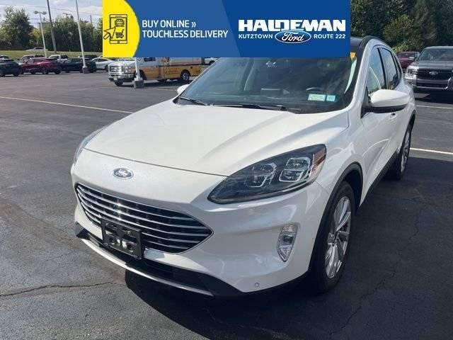 2022 Ford Escape Titanium AWD photo