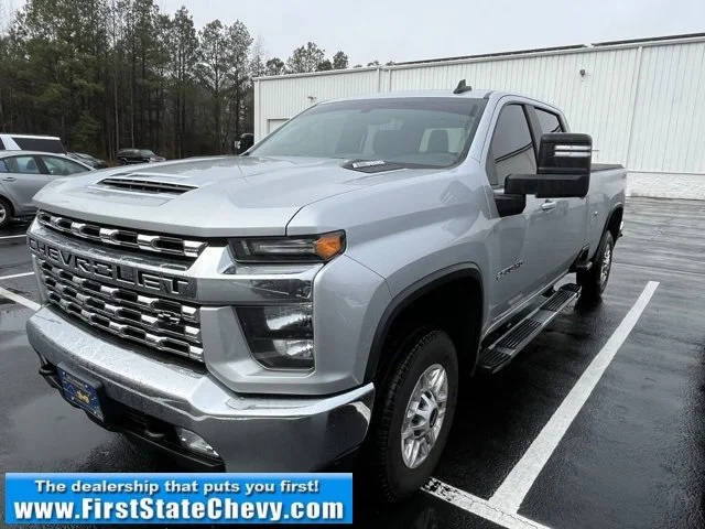 2022 Chevrolet Silverado 2500HD LT 4WD photo