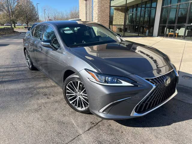 2022 Lexus ES ES 350 FWD photo