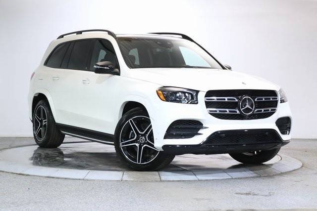2022 Mercedes-Benz GLS-Class GLS 580 AWD photo