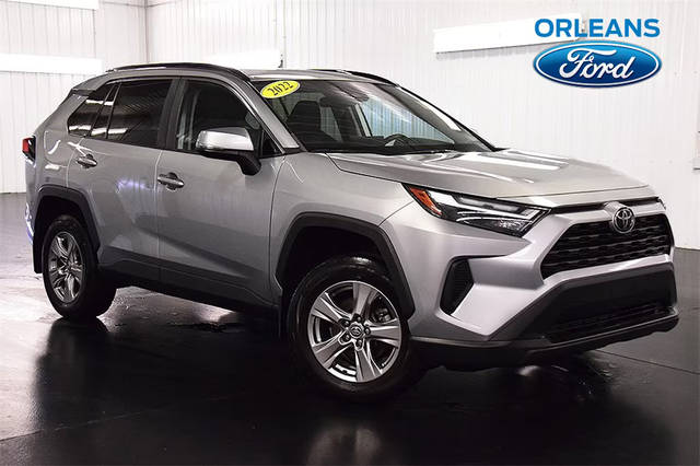 2022 Toyota RAV4 XLE FWD photo