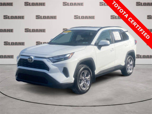 2022 Toyota RAV4 XLE AWD photo