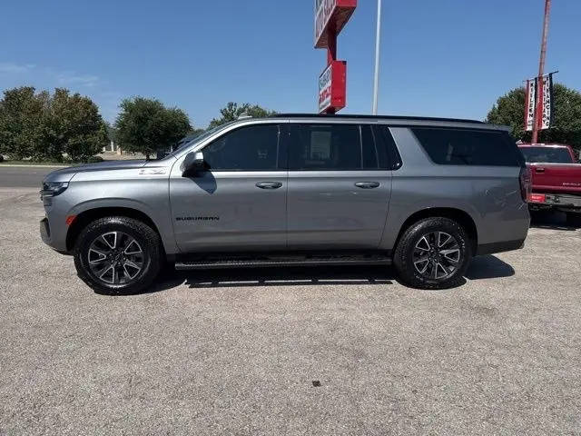 2022 Chevrolet Suburban Z71 4WD photo