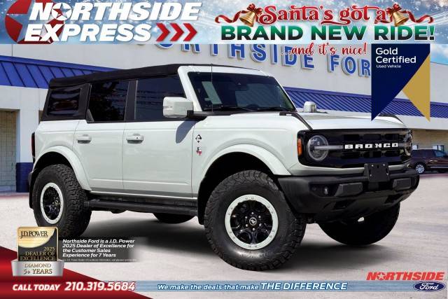 2022 Ford Bronco 4 Door Outer Banks 4WD photo