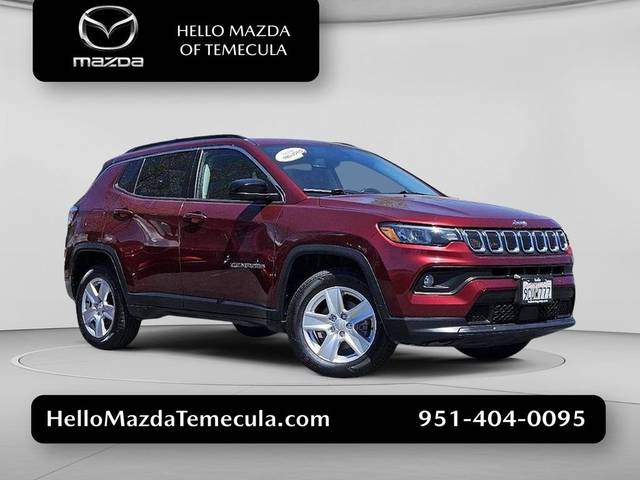2022 Jeep Compass Latitude 4WD photo