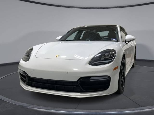 2019 Porsche Panamera 4 AWD photo