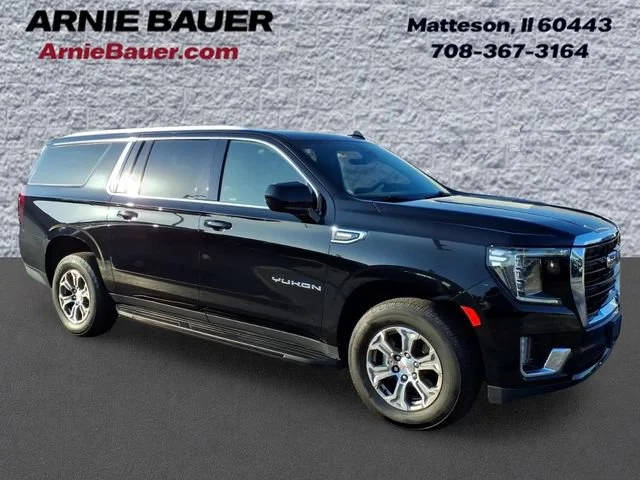 2022 GMC Yukon XL SLE 4WD photo