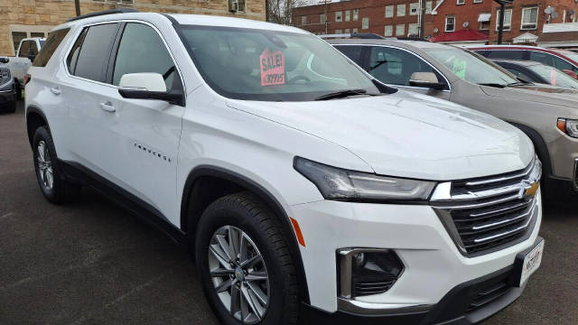 2023 Chevrolet Traverse LT Cloth AWD photo