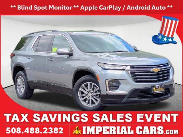 2023 Chevrolet Traverse LT Cloth AWD photo