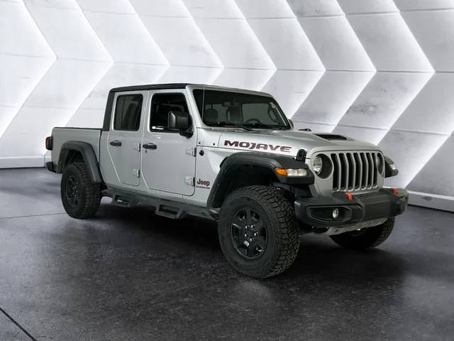 2022 Jeep Gladiator Mojave 4WD photo