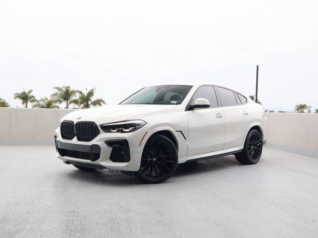 2022 BMW X6 M50i AWD photo