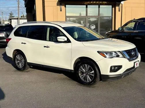 2018 Nissan Pathfinder SV FWD photo