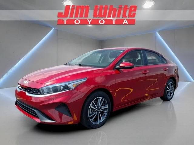 2023 Kia Forte LXS FWD photo