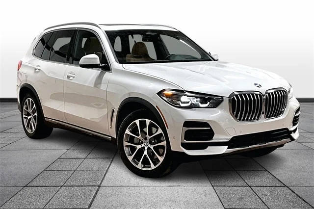 2022 BMW X5 xDrive40i AWD photo