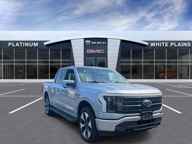 2022 Ford F-150 Lightning Platinum AWD photo