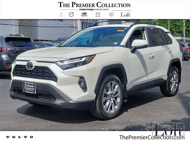 2022 Toyota RAV4 XLE Premium AWD photo