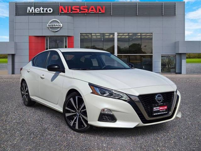 2022 Nissan Altima 2.5 SR FWD photo