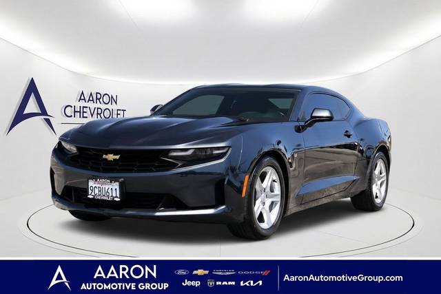 2022 Chevrolet Camaro 1LT RWD photo
