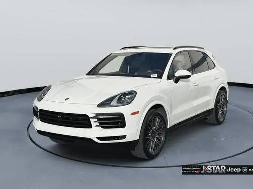 2023 Porsche Cayenne Platinum Edition AWD photo