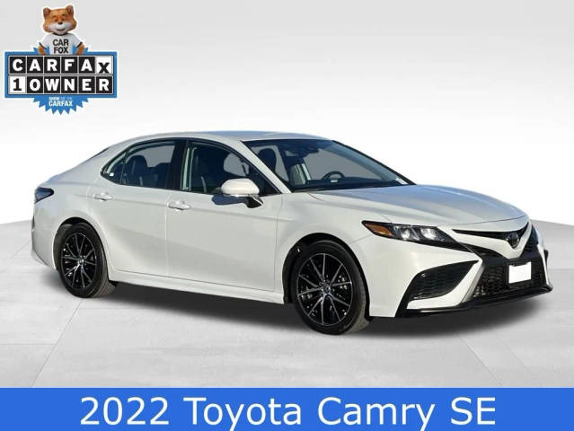 2022 Toyota Camry SE FWD photo