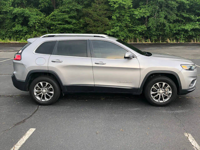 2020 Jeep Cherokee Latitude Plus 4WD photo