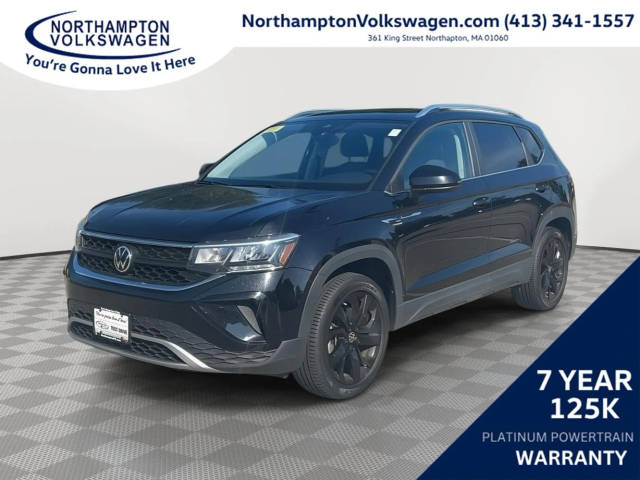 2022 Volkswagen Taos SE AWD photo