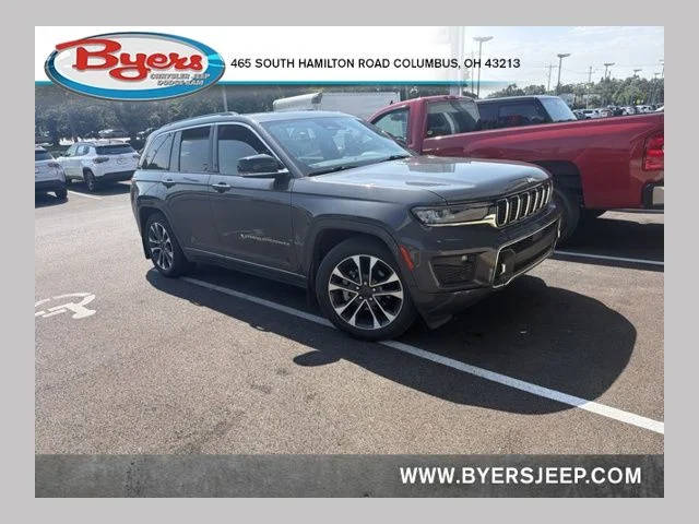 2022 Jeep Grand Cherokee Overland 4WD photo