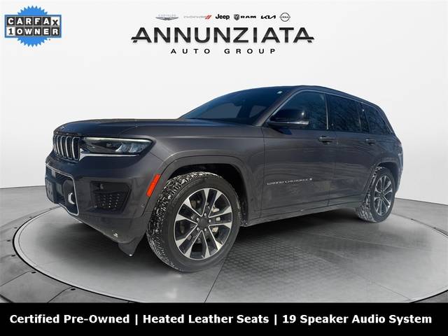 2022 Jeep Grand Cherokee Overland 4WD photo