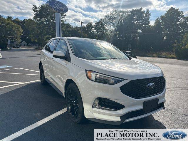 2022 Ford Edge ST-Line AWD photo