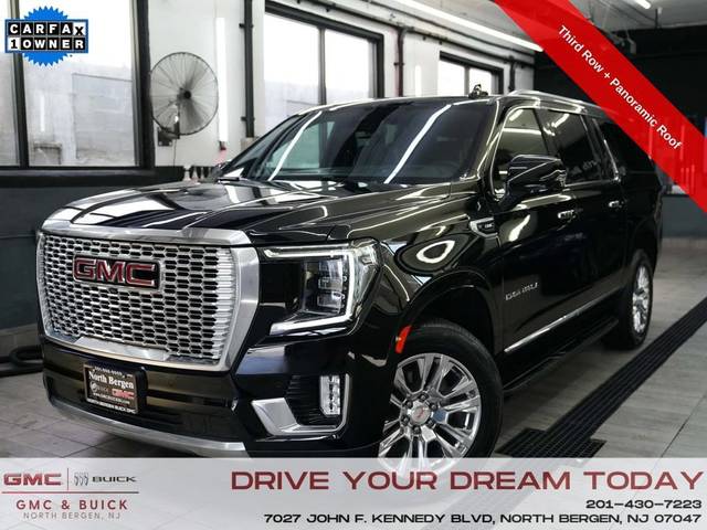 2022 GMC Yukon XL Denali 4WD photo