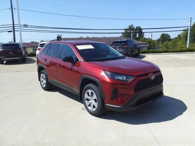 2022 Toyota RAV4 LE FWD photo