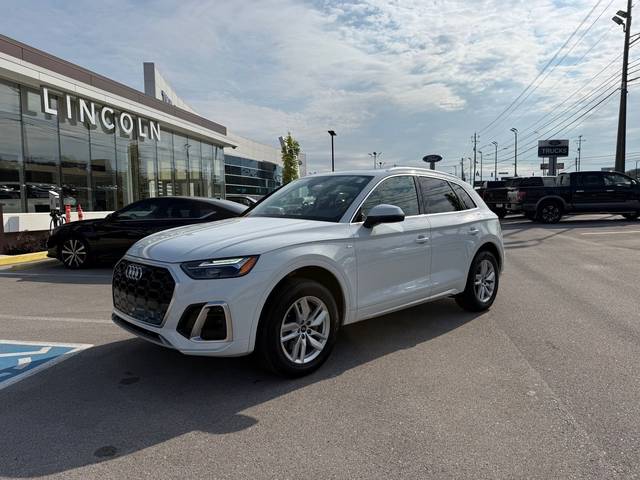 2022 Audi Q5 S line Premium AWD photo