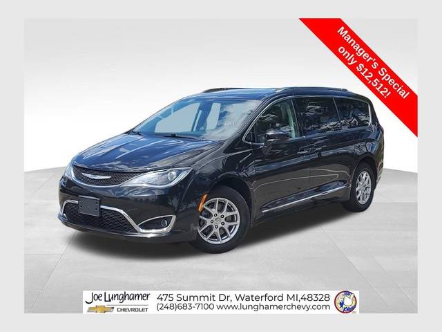 2020 Chrysler Pacifica Minivan Touring L FWD photo