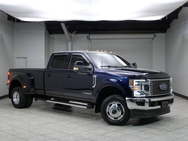 2022 Ford F-350 Super Duty LARIAT 4WD photo