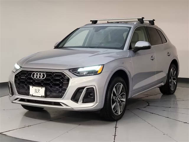 2022 Audi Q5 S line Premium Plus AWD photo