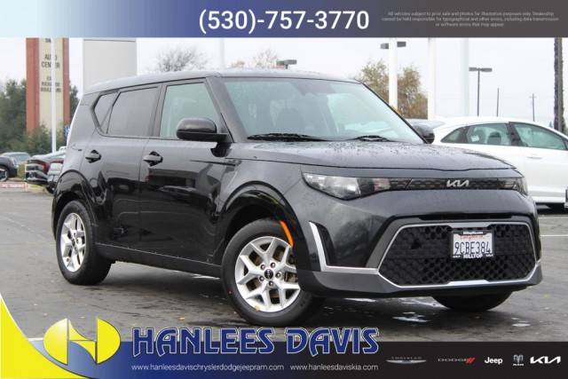 2023 Kia Soul LX FWD photo