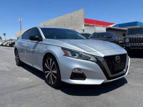 2022 Nissan Altima 2.5 SR FWD photo