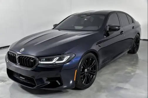2022 BMW M5  AWD photo