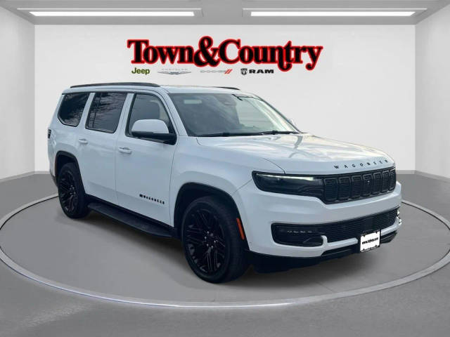 2022 Jeep Wagoneer Series III Carbide 4WD photo