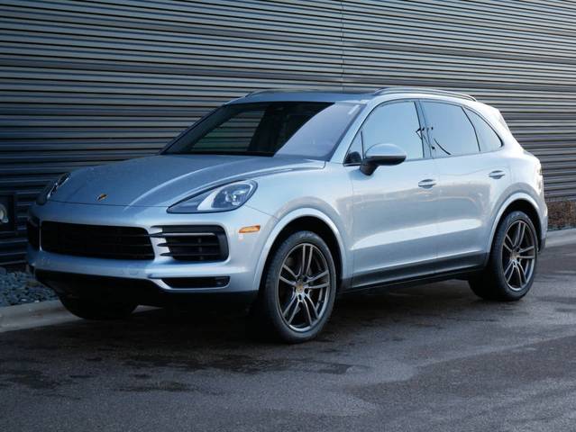 2022 Porsche Cayenne  AWD photo