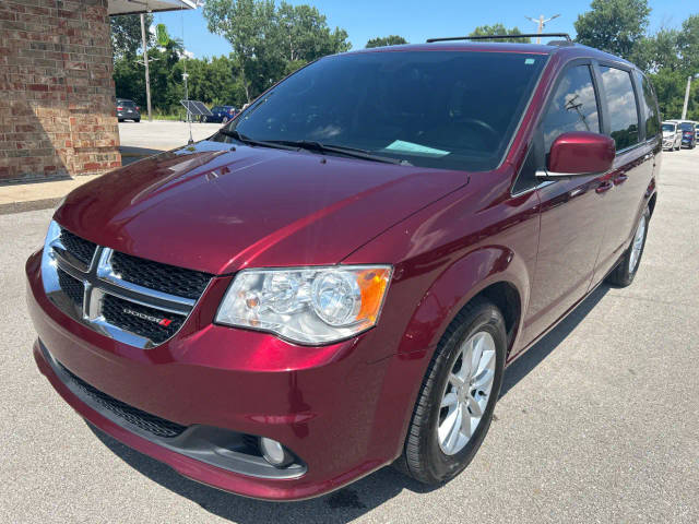 2020 Dodge Grand Caravan SXT FWD photo