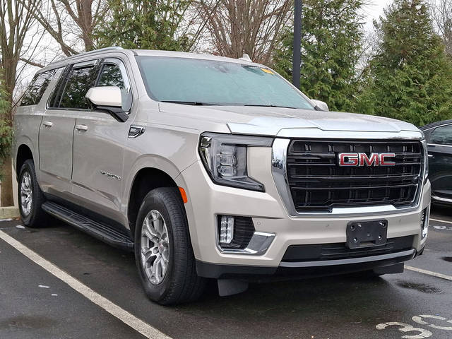 2022 GMC Yukon XL SLE 4WD photo