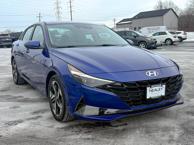 2023 Hyundai Elantra Limited FWD photo