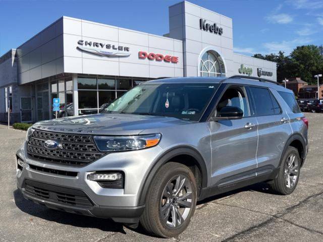 2022 Ford Explorer XLT 4WD photo