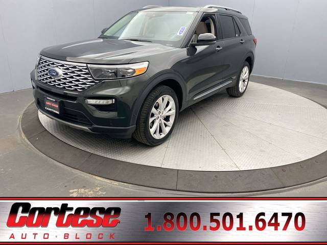 2022 Ford Explorer Platinum 4WD photo