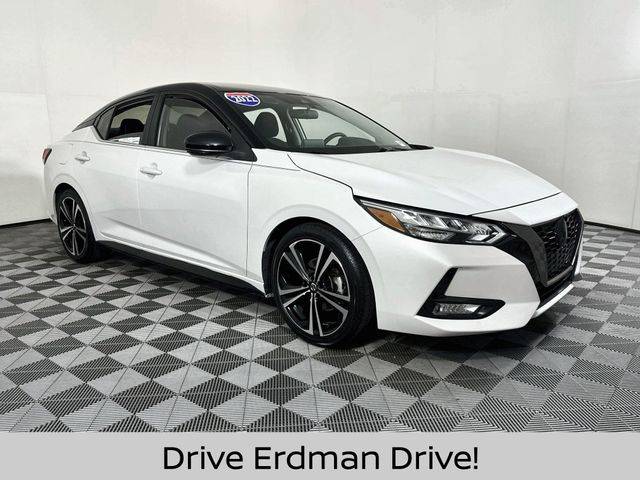 2022 Nissan Sentra SR FWD photo