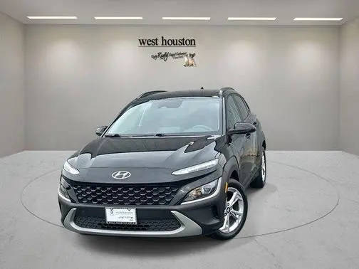 2022 Hyundai Kona SEL FWD photo