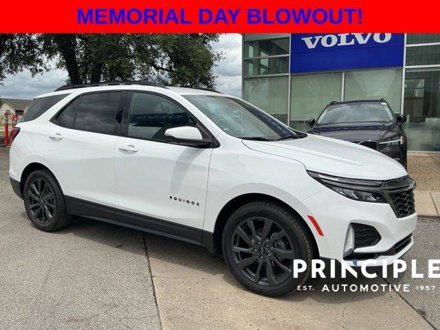 2022 Chevrolet Equinox RS FWD photo