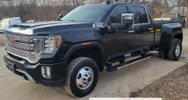 2022 GMC Sierra 3500HD Denali 4WD photo